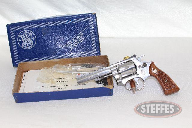  Smith & Wesson 63